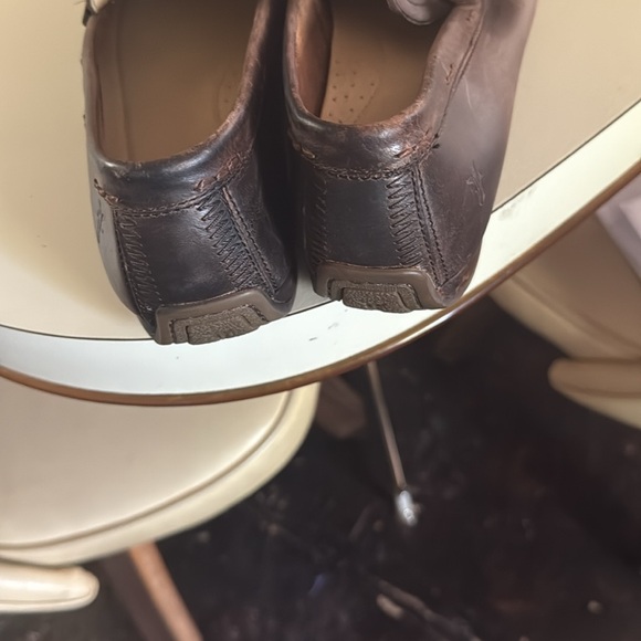 Frye (men) Sz 8.5 loafers (new) no tags - Picture 4 of 5